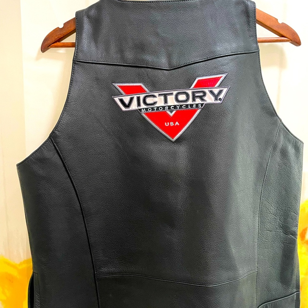 Victory motorcycle vest (woman’s)